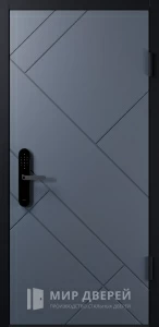 Входная дверь с дистанционным управлением замком №17 внешняя - фото